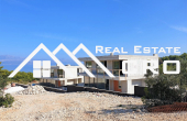 Modern villas in a peaceful environment with a sea view, for sale