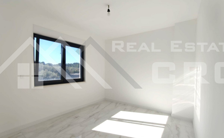 Spacious penthouse apartment in an excellent location (8)