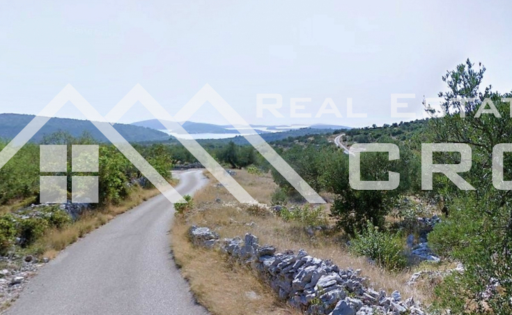 Building land with a building permit for a villa, surroundings of Rogoznica, for sale