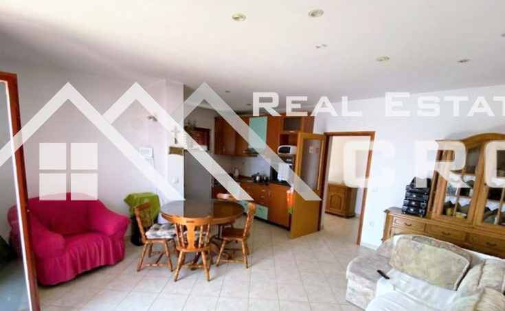 House in a great location, in the first row to the sea and near a beautiful beach, Omis Rivera, for sale (1)