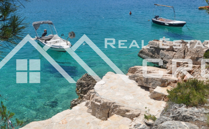 Brac properties - Building plot with a beautiful sea view for sale, Brac island