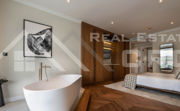 Magnificent, fully appointed beachfront villas with infinity pools and garages, for sale (1 (9)
