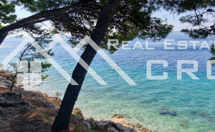 Building land with a project, in an excellent location near the sea and beaches, Omis (29)