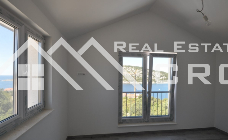 Newly built villa on a very attractive location for sale, Rogoznica (5)