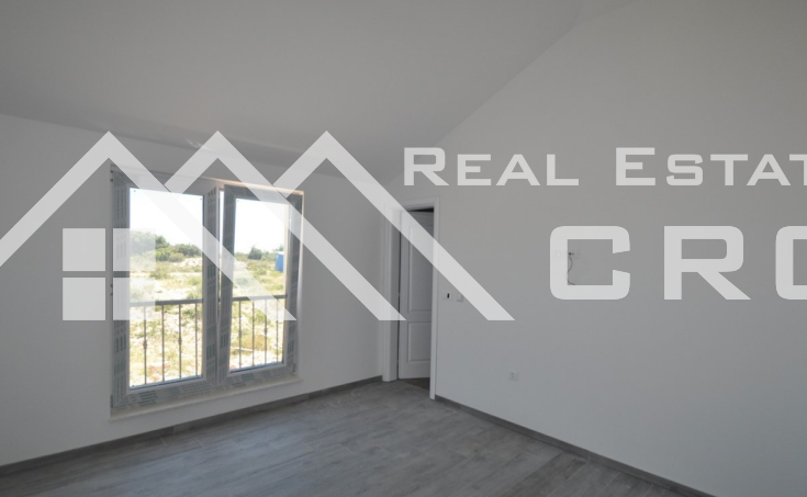 Newly built villa on a very attractive location for sale, Rogoznica (7)