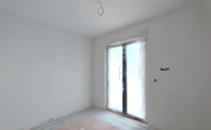 Top-quality three-bedroom apartment in an attractive location near the sea, for sale (3)
