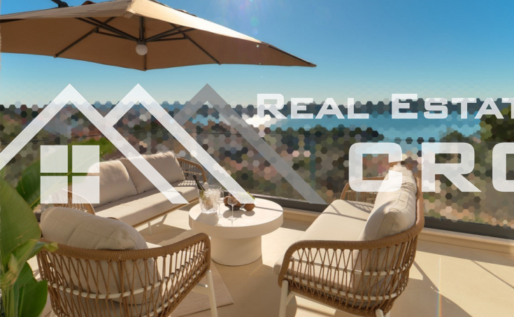 Luxurious villa with a pool and garage, situated in a peaceful setting with an open sea view, for sale (6)