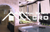 Beautiful apartment boasting spacious interior and exterior areas, near a lovely beach, for sale (6)