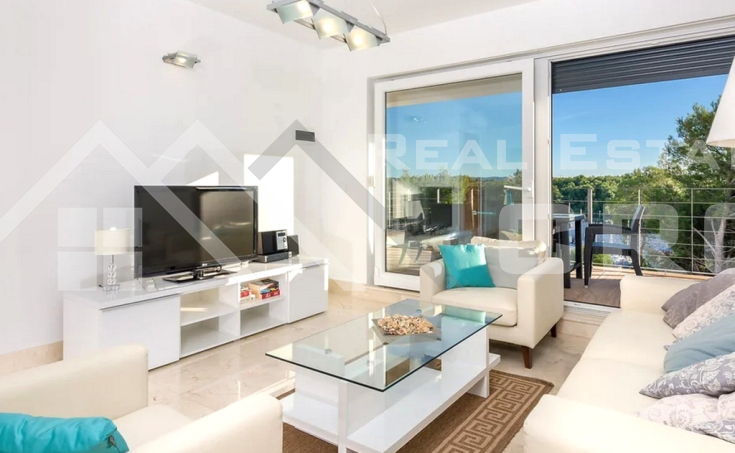 Furnished apartments with a shared pool, in an attractive location near the sea, for sale (12)