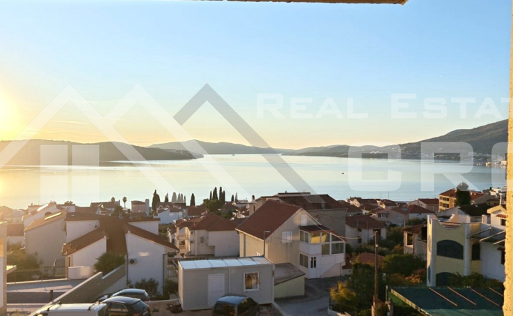 Ciovo Immobilien – Geräumige Wohnungen in einem modernen Neubau mit Aufzug, zum Verkauf