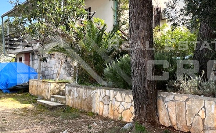 House for renovation in a peaceful location, near the sea and a beach, for sale (4)