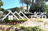 House for renovation in a peaceful location, near the sea and a beach, for sale (1)