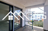 Modern apartments in an excellent location close to the sea, for sale