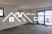 Modern apartments in an excellent location close to the sea, for sale (5)