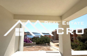 Modern two-bedroom apartment in an excellent location close to the sea, for sale (1)