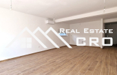 Modern apartment with a garden, near a lovely beach, surroundings of Sibenik, for sale (3)