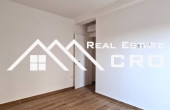 Modern apartment with a garden, near a lovely beach, surroundings of Sibenik, for sale (4)