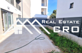 Modern apartment with a garden, near a lovely beach, surroundings of Sibenik, for sale (6)