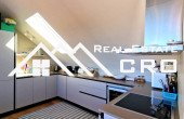 Elegantly furnished duplex penthouse near the sea and a beach, for sale (4)