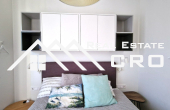 Spacious duplex apartment with loggias and a garden, in a pleasant area near a beach, for sale (4)