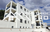 RG1352, Rogoznica properties – Modern apartment in a prime location near the sea, for sale