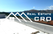 Luxurious penthouse apartment with a large roof terrace, near a beach, for sale (2)