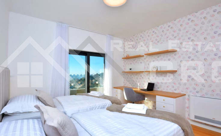 Modern villa in a peaceful setting boasting panoramic views, Split area, for sale (14)