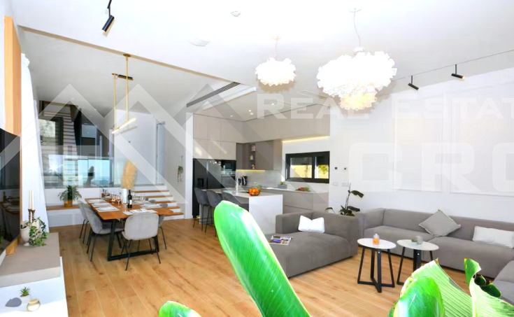 Modern villa in a peaceful setting boasting panoramic views, Split area, for sale (5)