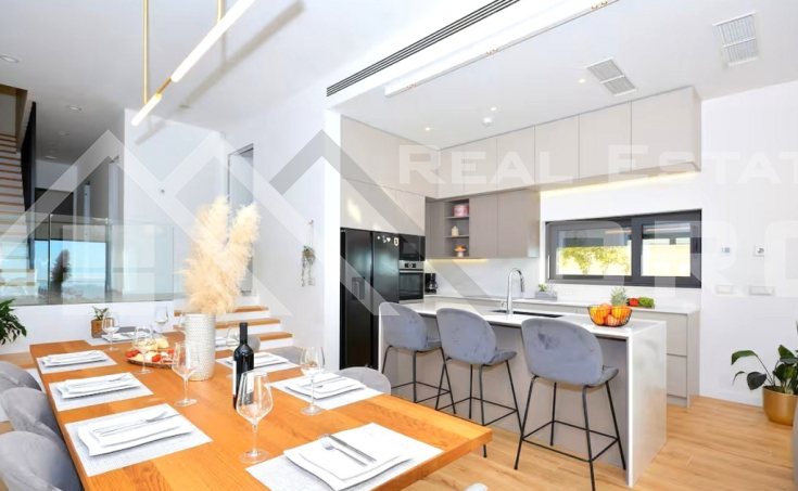 Modern villa in a peaceful setting boasting panoramic views, Split area, for sale (8)