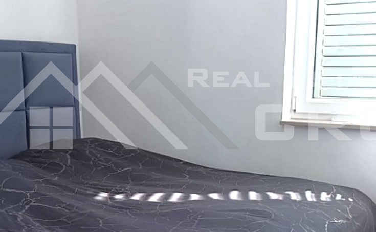 Furnished two-bedroom apartment with a loggia and a sea view, for sale (2)