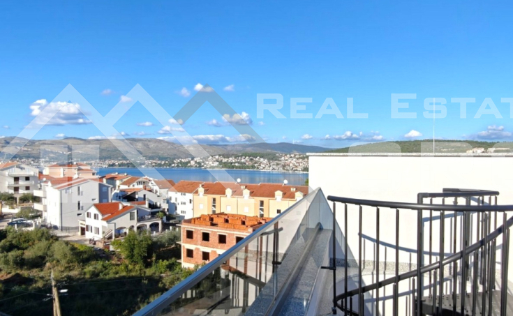 Two-bedroom apartments in a new development close to the sea