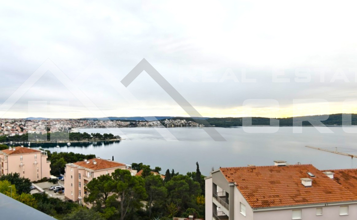 Penthouse with a roof terrace (11)