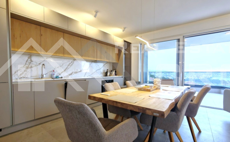 Penthouse with a roof terrace (8)