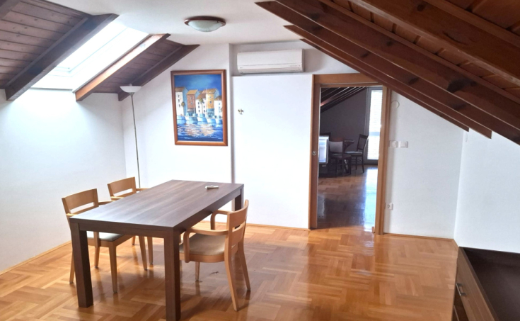 Furnished apartment with two balconies and a spacious garage, for sale (4)