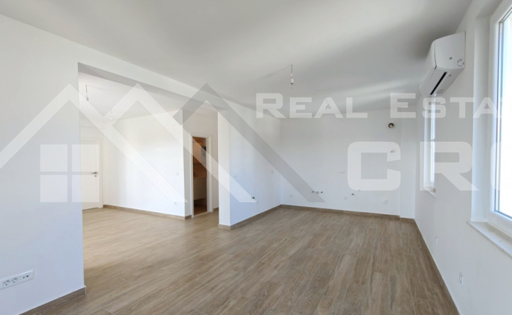 Two-bedroom apartment in a new building with a covered terrace, Bol, for sale (6)