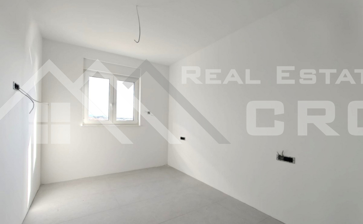 Modern penthouse with a rooftop terrace and a spectacu (16)