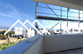 Two-bedroom apartment with a sea view, in a new development with a garage (6)