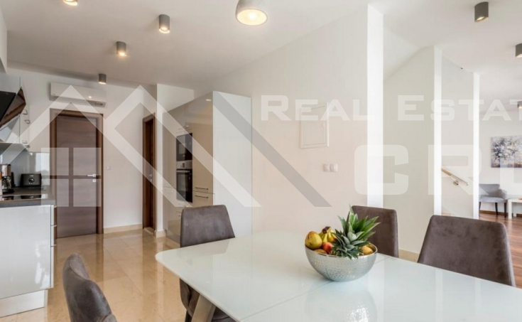 Furnished duplex apartment near the sea and beach, Podstrana, for sale  (3)