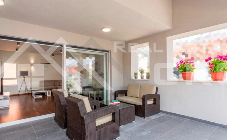 Furnished duplex apartment near the sea and beach, Podstrana, for sale  (4)