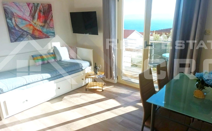 Spacious villa with 20 furnished apartments and a shared pool, for sale (5)