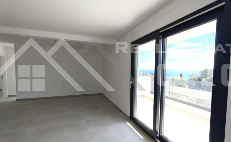 Two-bedroom apartment with a sea view, in a modern new building (6)