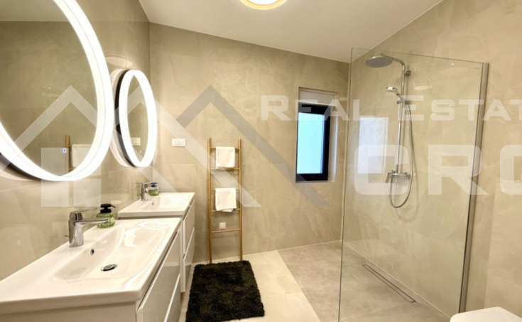  Elegant luxury villa boasting a stunning sea view, Rogoznica area, for sale (6)