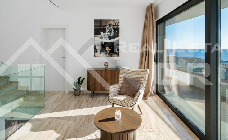 Elegant luxury villa boasting a stunning sea view, Rogoznica area, for sale (10)