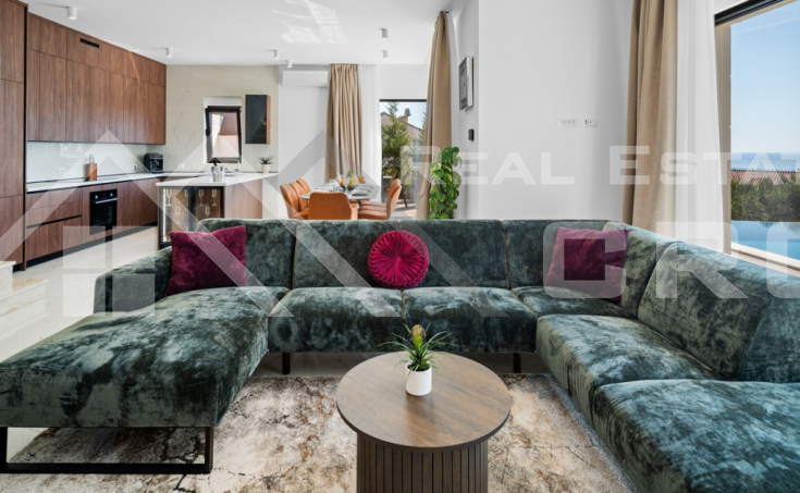 Elegant luxury villa boasting a stunning sea view, Rogoznica area, for sale (7)