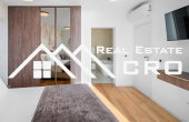 Elegant luxury villa boasting a stunning sea view, Rogoznica area, for sale (17)