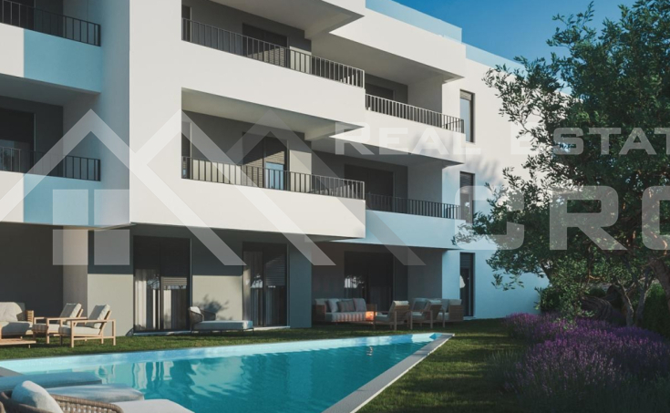 Apartments placed in a new residential building with a shared pool and garage, for sale