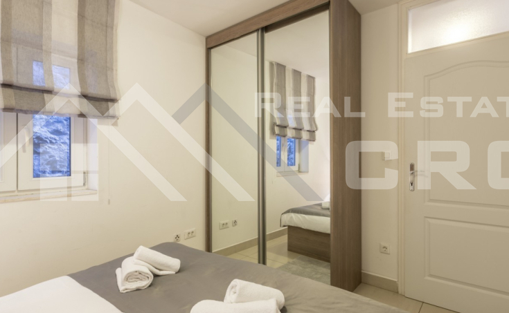 Furnished duplex apartment in the city center of Split, for sale (1)