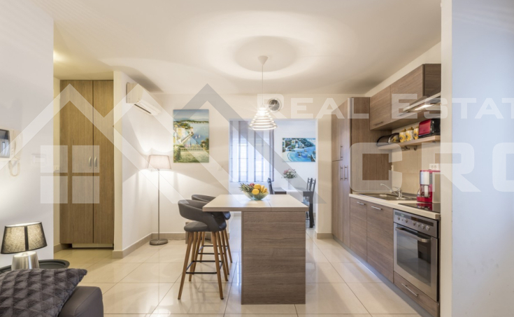 Furnished duplex apartment in the city center of Split, for sale (11)