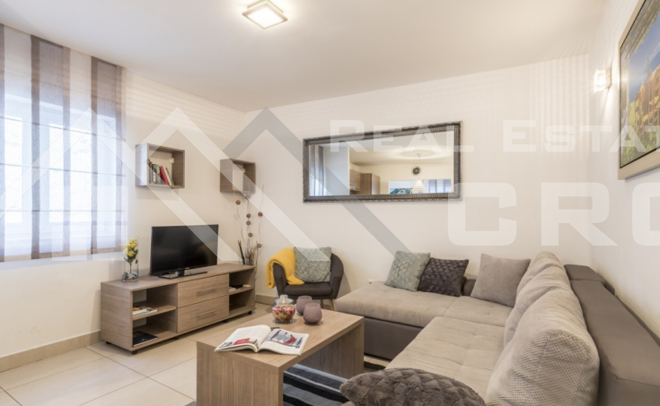 Furnished duplex apartment in the city center of Split, for sale (5)