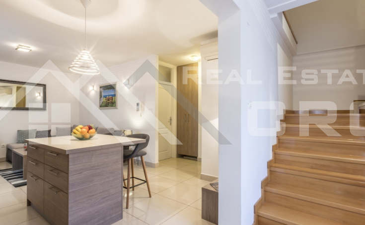 Furnished duplex apartment in the city center of Split, for sale (7)